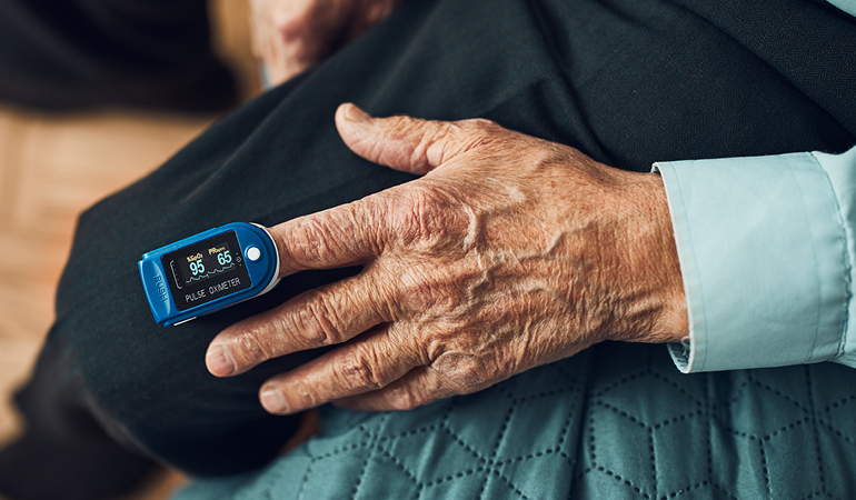 The dining area of a Diabetes-friendly elderly care home in India featuring a low-glycemic meal.